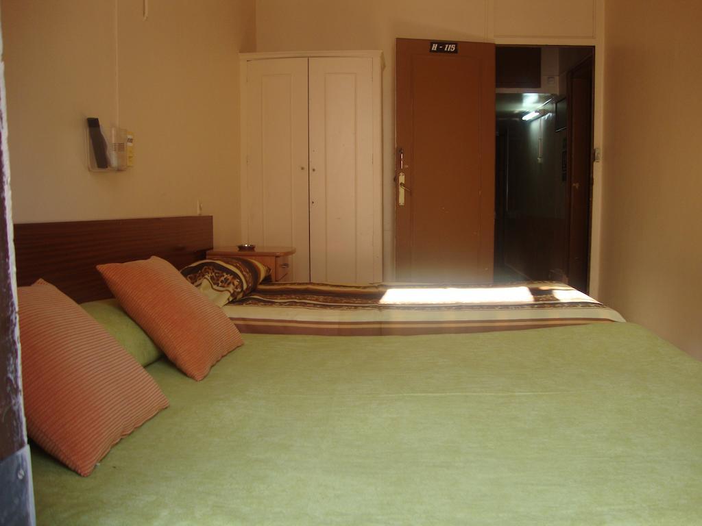 Hostel Turisol バルセロナ 部屋 写真
