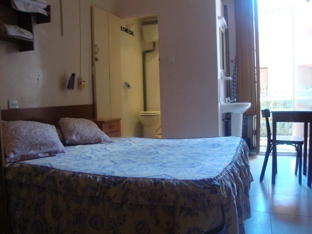 Hostel Turisol バルセロナ 部屋 写真