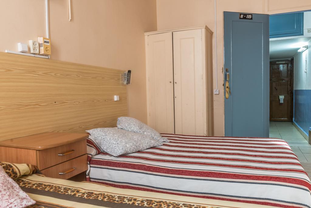 Hostel Turisol バルセロナ エクステリア 写真