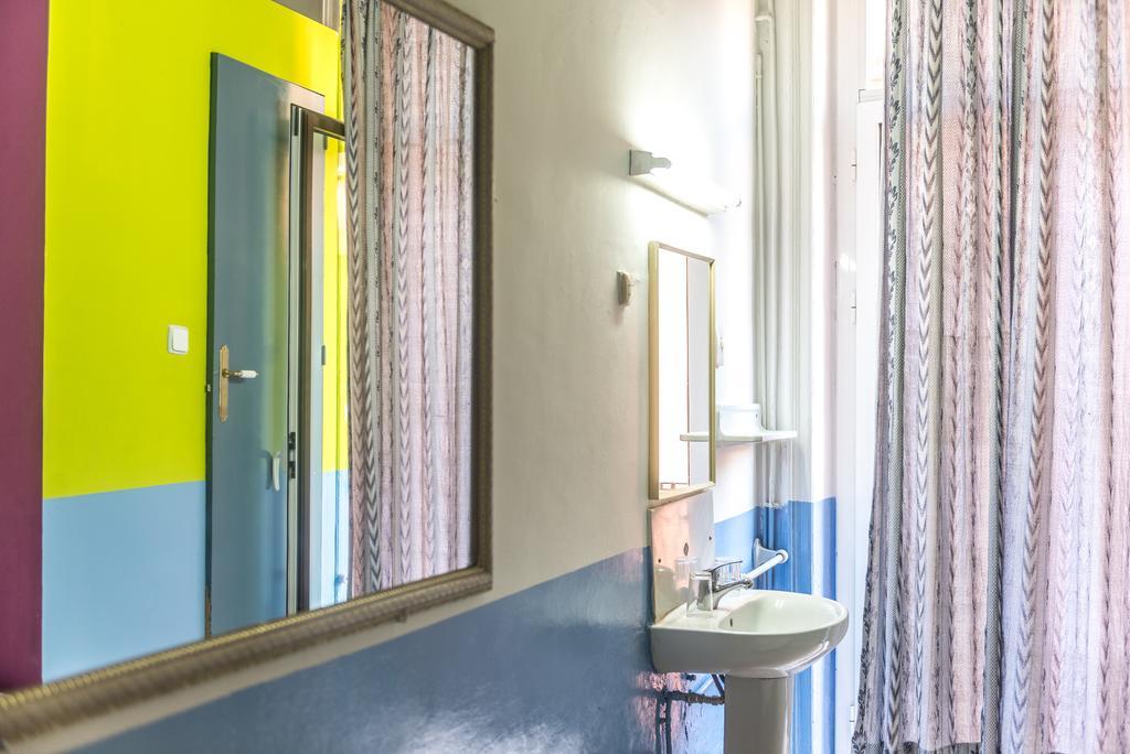 Hostel Turisol バルセロナ エクステリア 写真