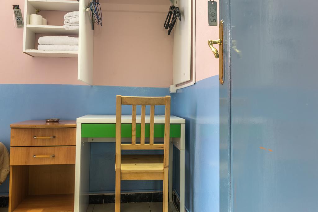 Hostel Turisol バルセロナ エクステリア 写真